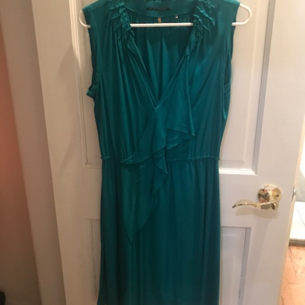 Elie Tahari Green Tie Dress